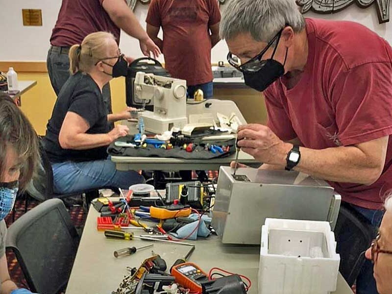 Earth Day Repair Event will be at Burien Library on Sunday, April 21