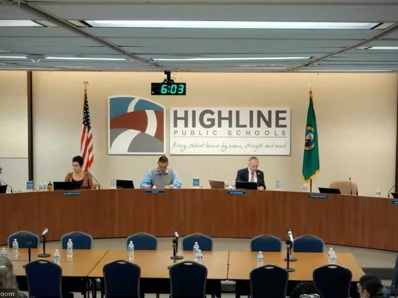 Mobile devices, Cascade at Salmon Creek and transparency concerns dominate Highline School Board meeting